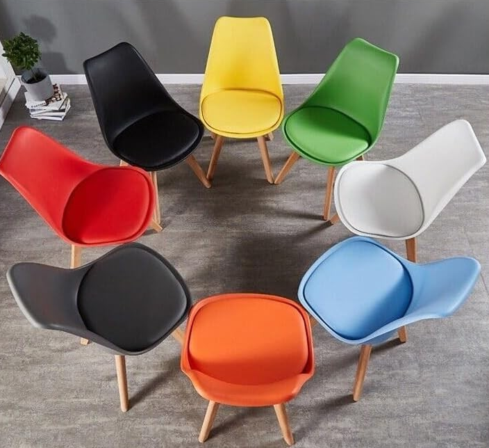 Set of 4 Padded Chairs with Oak Legs