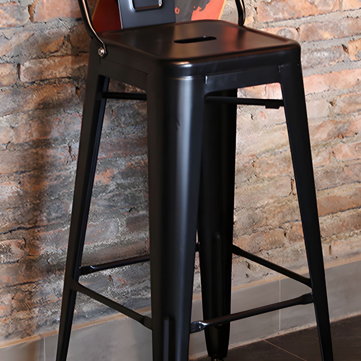 Set of 2 Metal Bar Stools