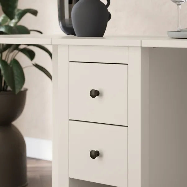 Lynton 2-4 Seater Extendable Dropleaf Dining Table