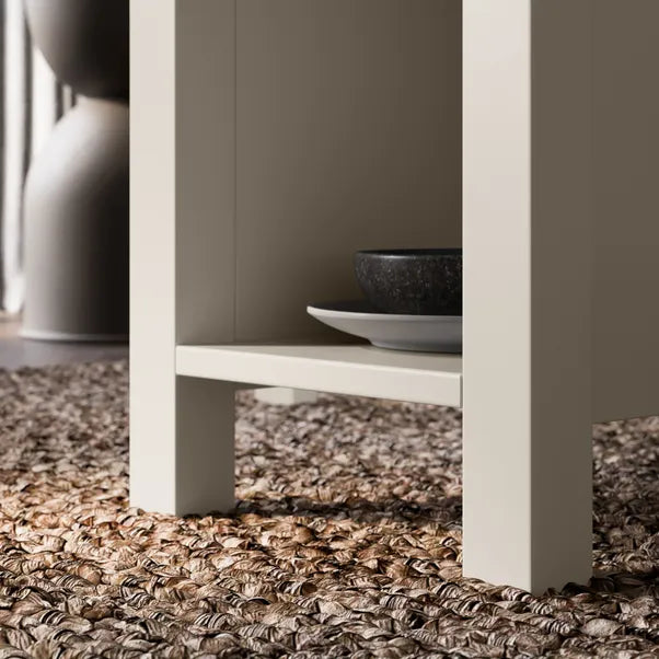 Lynton 2-4 Seater Extendable Dropleaf Dining Table