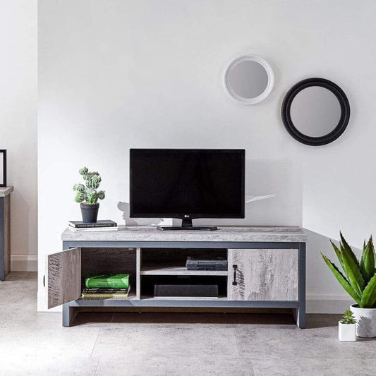2 Cupboard & Shelf TV Unit