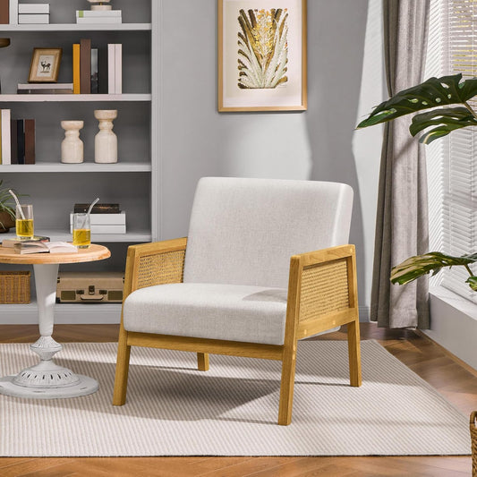 Armchair with armrests with padding