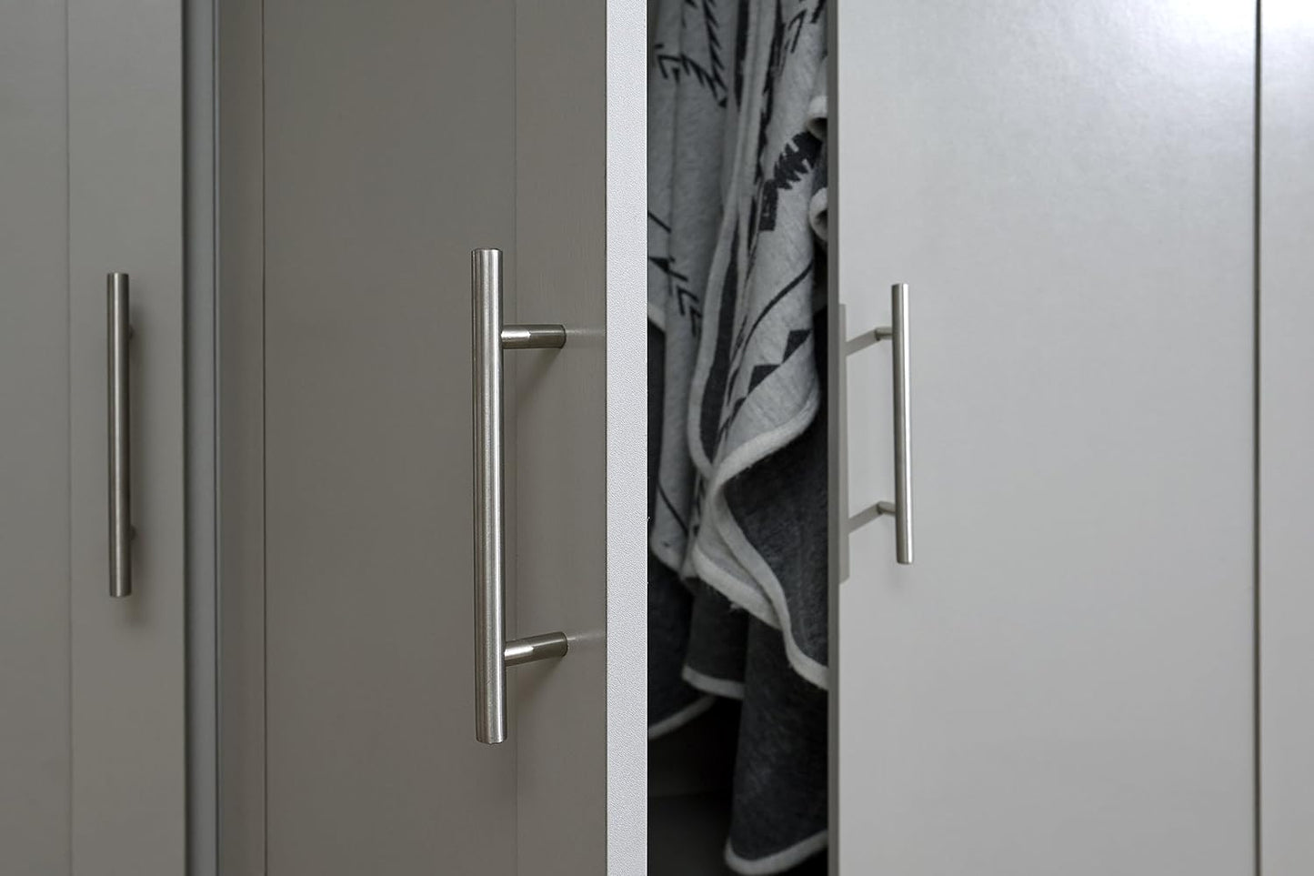 Furniture Wardrobe with 2 Drawers,